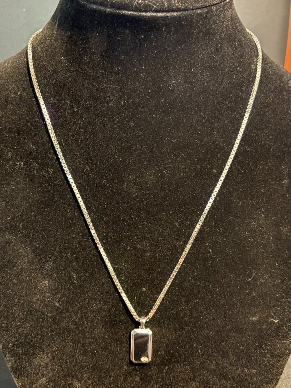 HARLEY DAVIDSON STERLING SILVER 22" BOX CUT NECKLACE